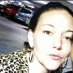 Meet your Posher, Cristina